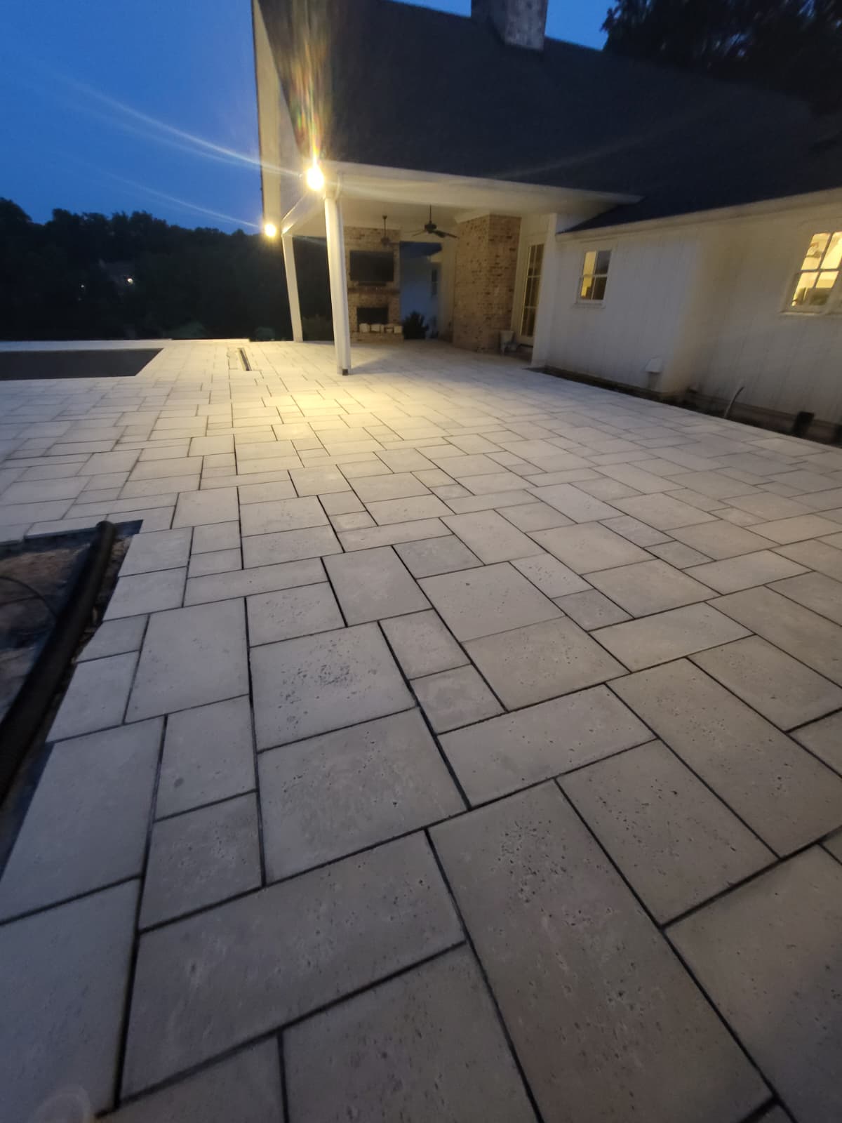 Why Roswell Homeowners Are Replacing Asphalt Driveways With Concrete Pavers — And Not Looking Back